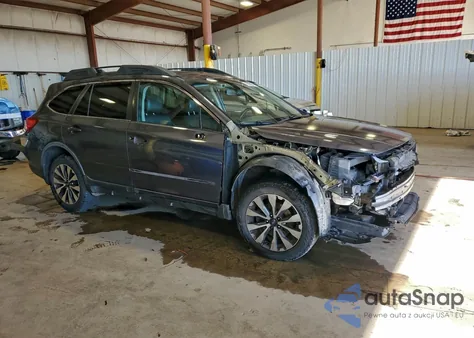 2016 Subaru Outback 3.6R Limited z USA, uszkodzony, nr VIN 4S4BSENC2G3307998